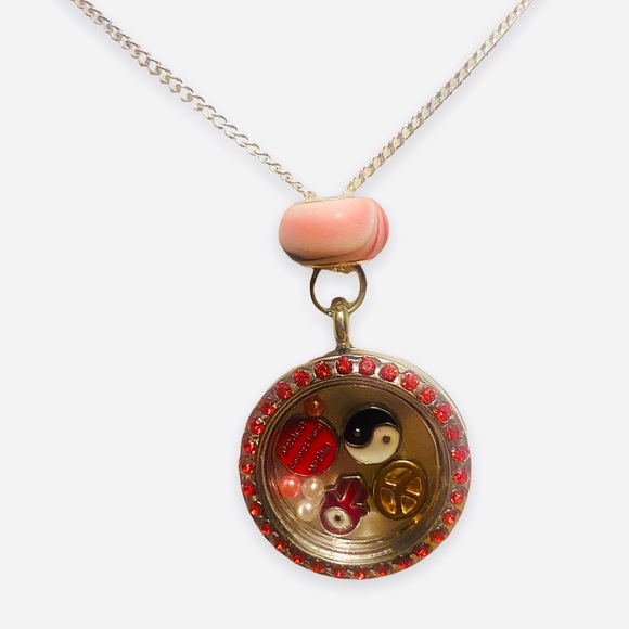 PEACE KARMA boutique charm circle locket pendant necklace + FREE CHARM EXTRAS! - Picture 2 of 4